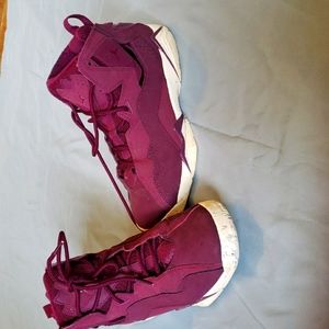 Womans jordans